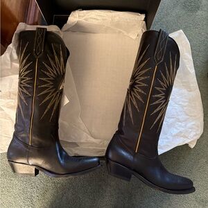 Golden Goose BNIB WISH STAR high boot 37 never worn pristine! Made in Italy 🇮🇹